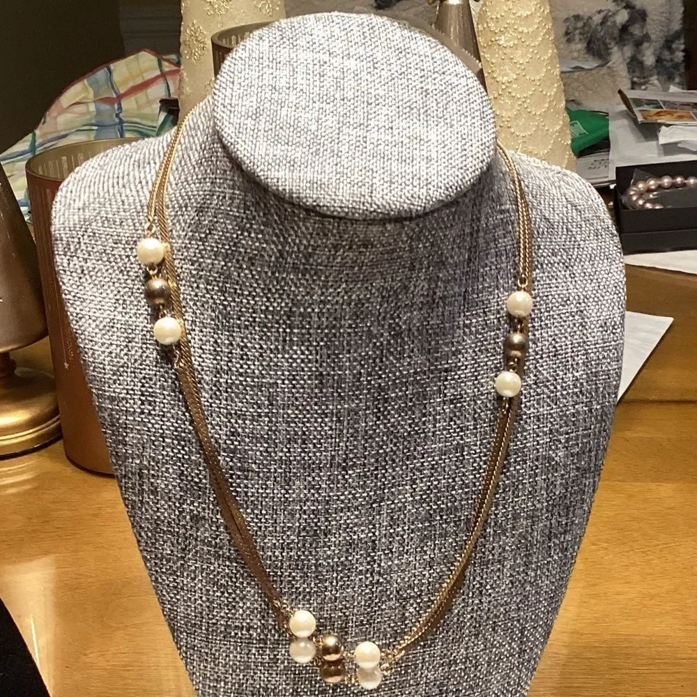 Goldtone Herringbone Chain with Faus Pearls Necklace